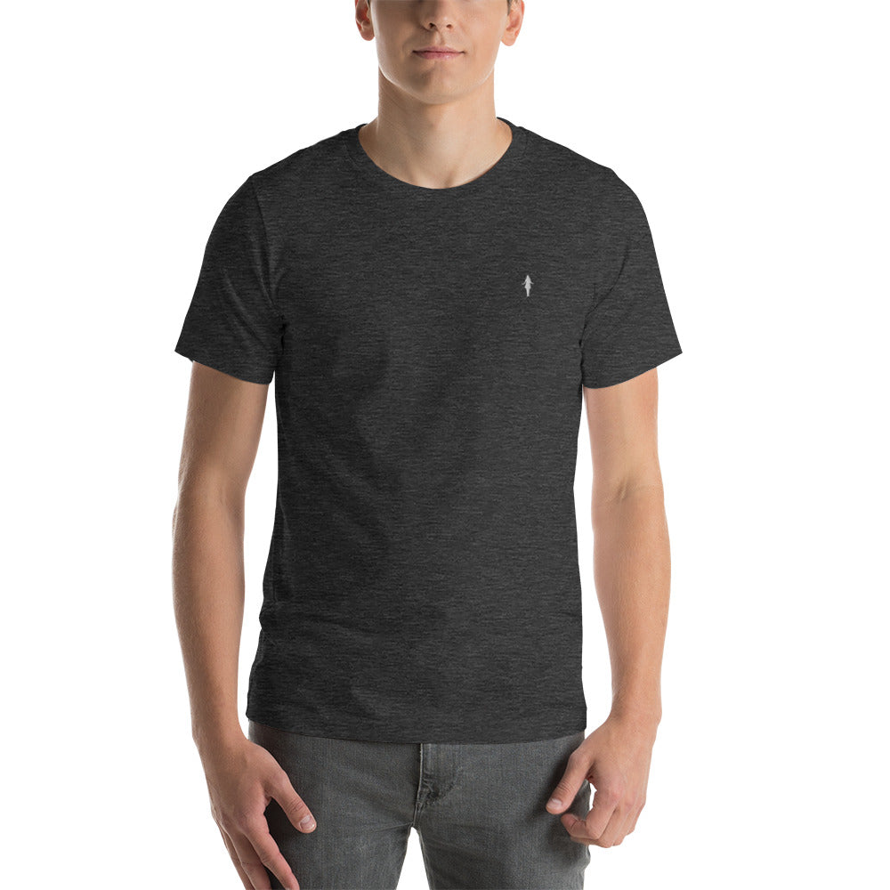 Camiseta varios colores con bordado blanco