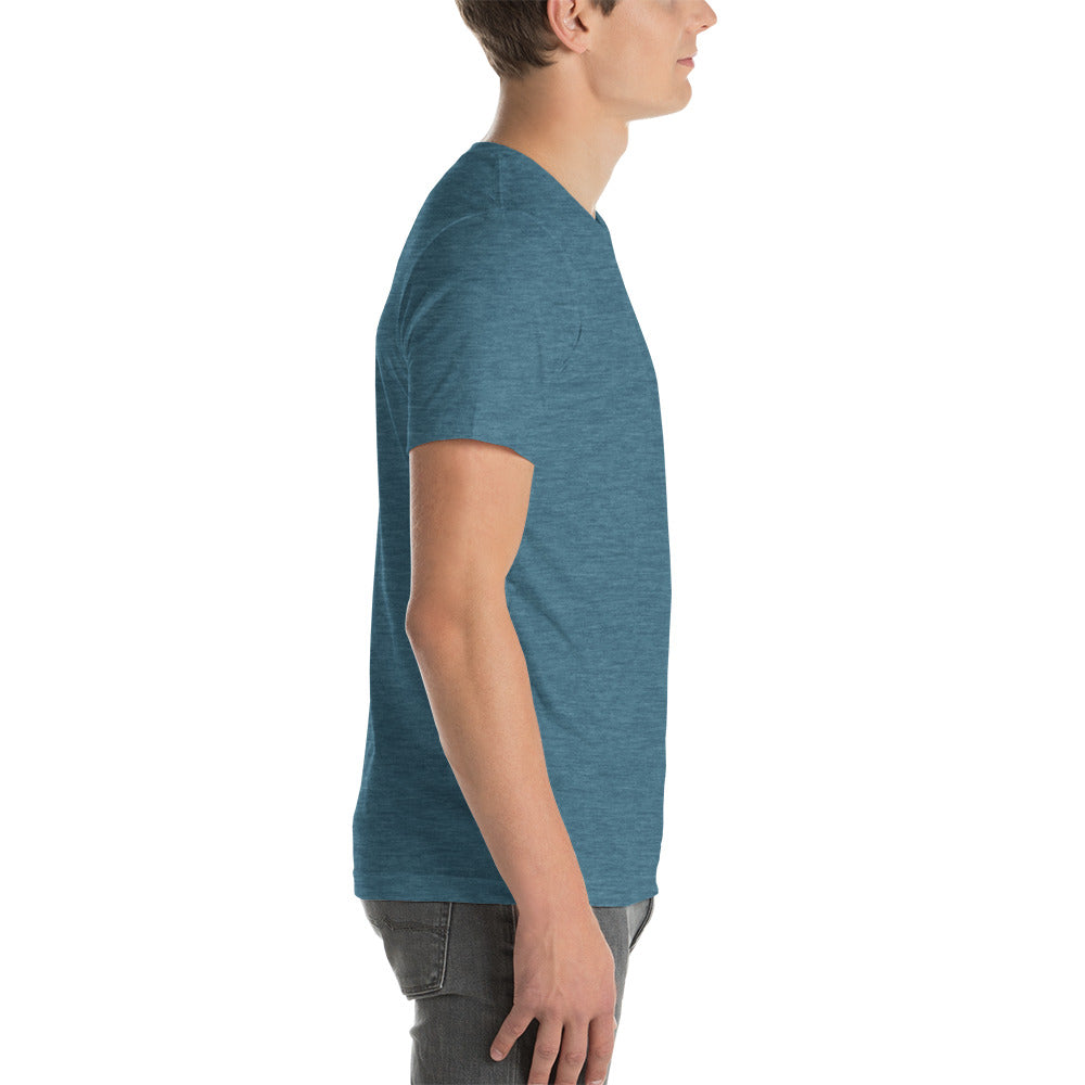 Camiseta varios colores con bordado blanco