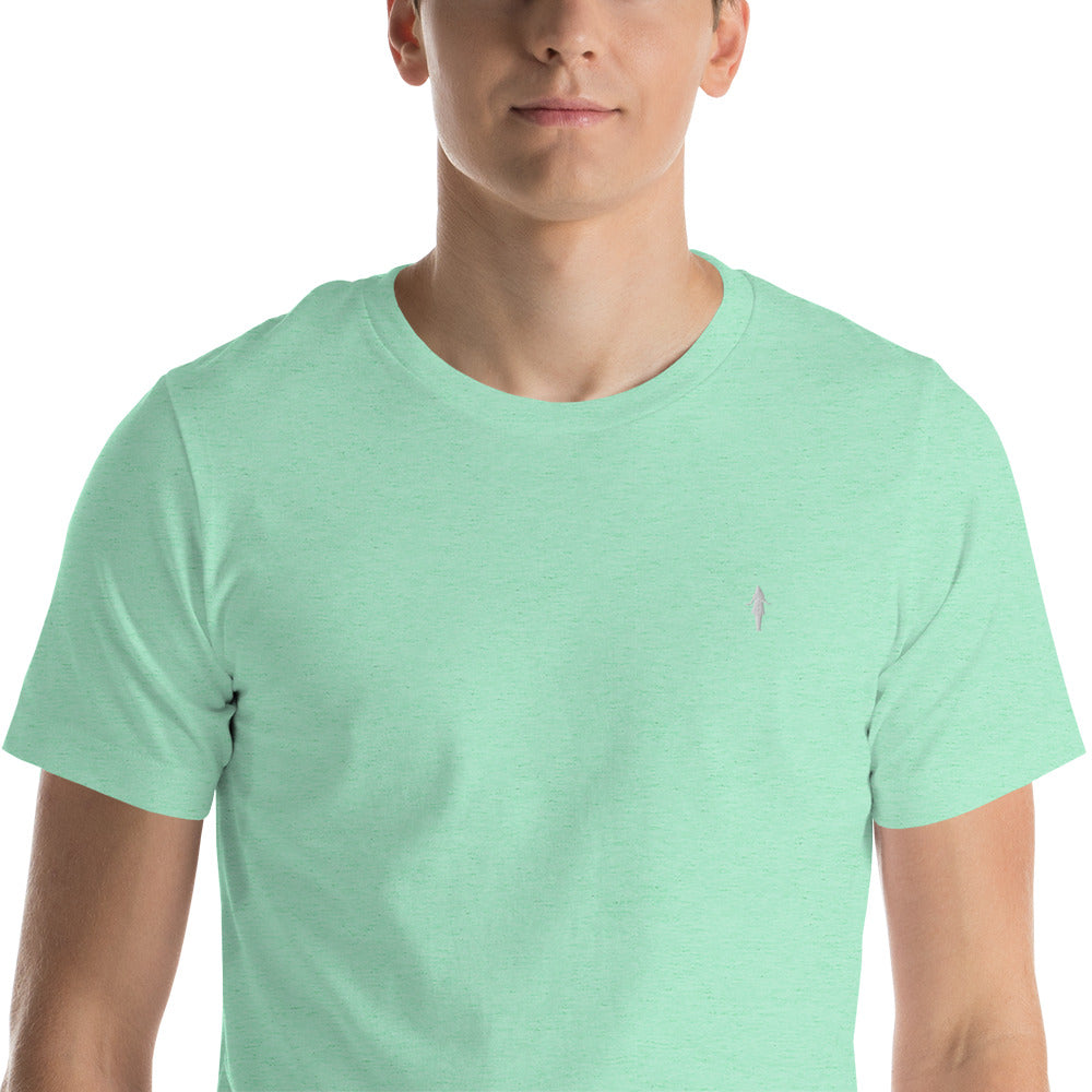Camiseta varios colores con bordado blanco