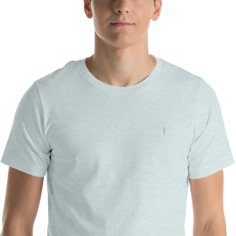 Camiseta varios colores con bordado blanco